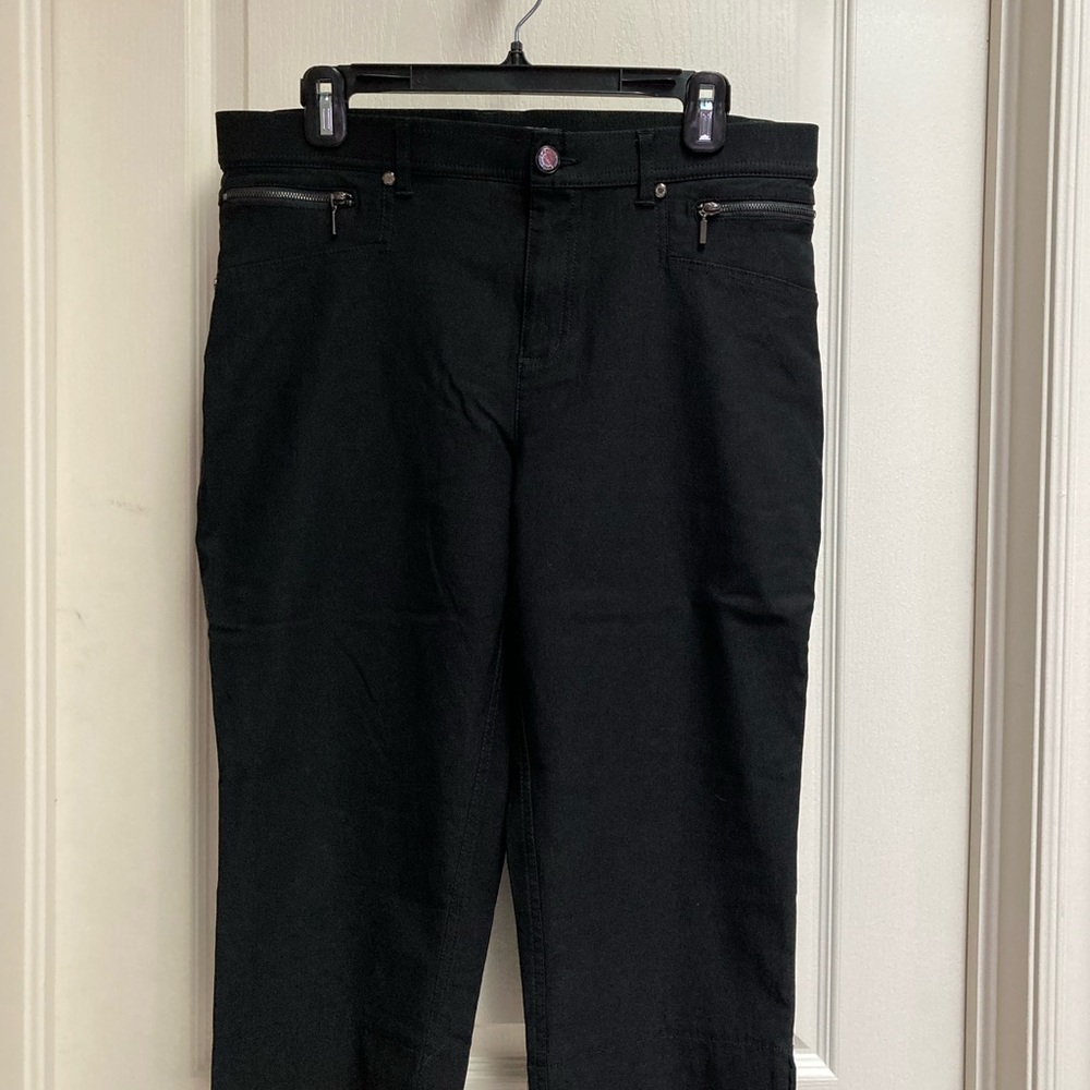 COPY - Simon Chang Denim Capri in black stretch. Size 12. With 2 front zip pock…